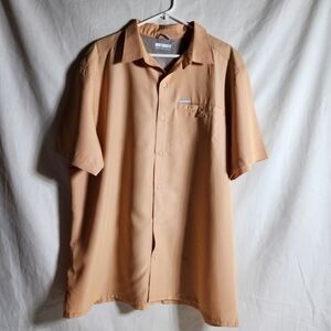 Columbia Men's XL Short Sleeve Button-Down Shirt in Orange See Pictures. Read